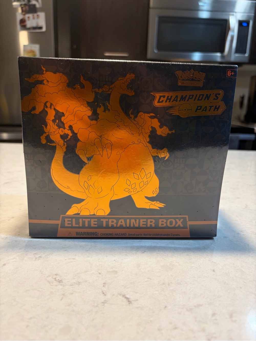 Pokemon Champion's Path Elite Trainer Box